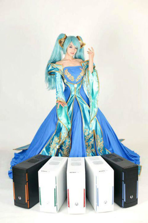 Epic Sona Cosplay Collection - part 2